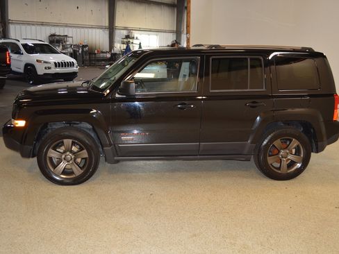 Used 2017 Jeep Patriot 75th Anniversary w/ Power Value Group image 6
