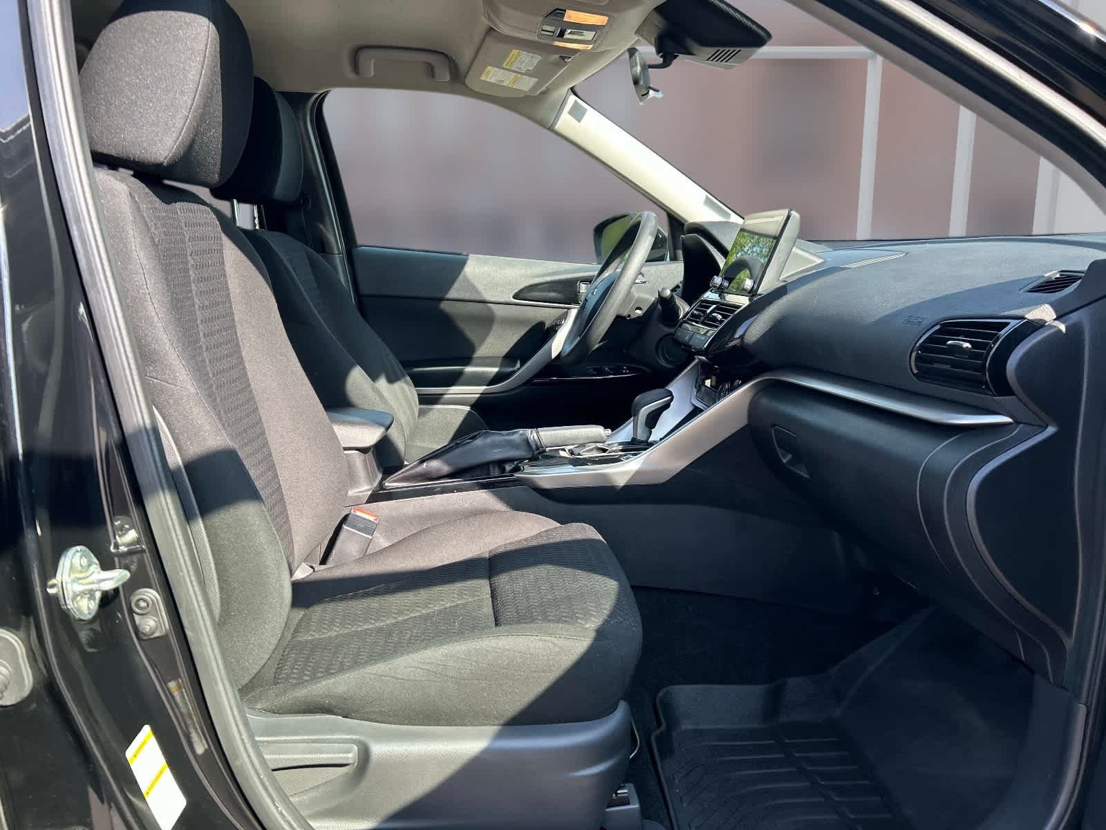 Used 2024 Mitsubishi Eclipse Cross LE AWD/4WD image 22