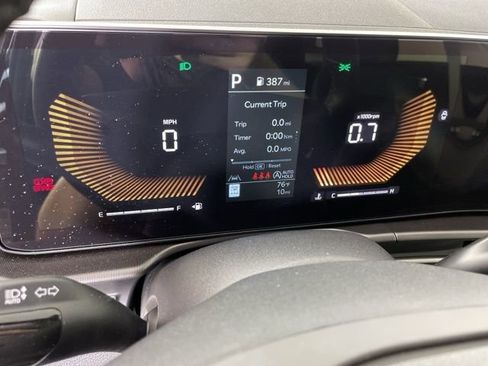 New 2026 Kia Sportage EX w/ EX Panorama Roof Package image 23