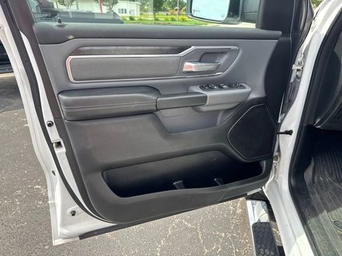 Used 2022 RAM 1500 Big Horn AWD/4WD image 18