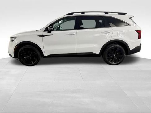 Used 2022 Kia Sorento S image 5