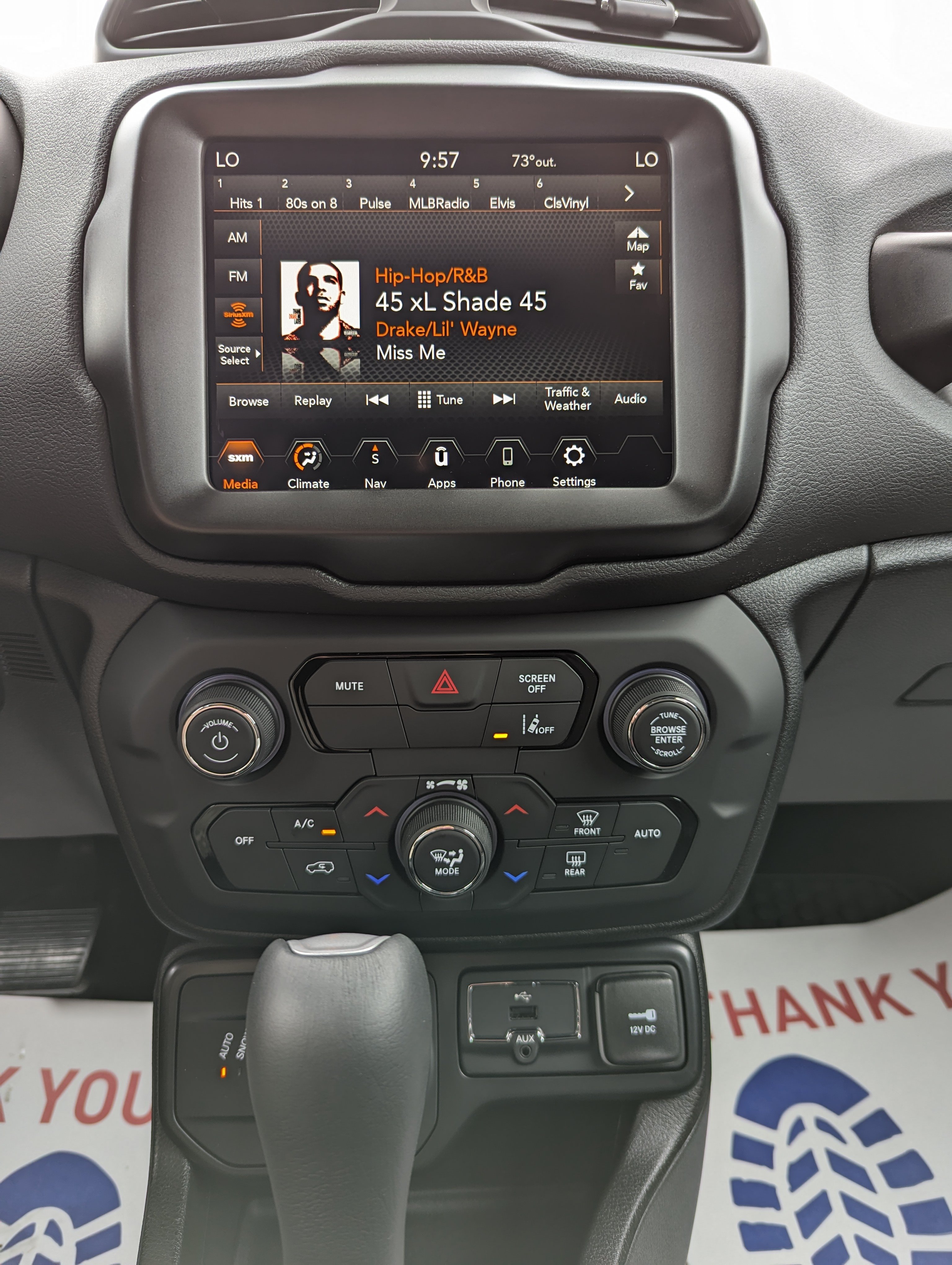 Used 2023 Jeep Renegade Latitude AWD/4WD image 17
