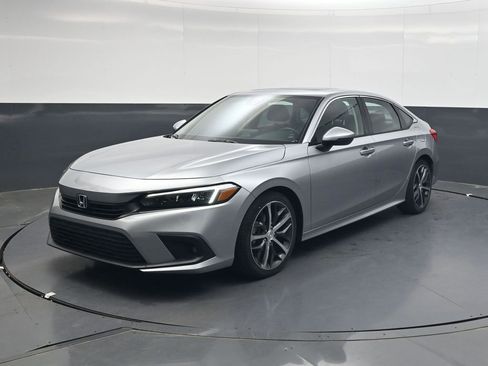 Certified 2024 Honda Civic Touring image 8