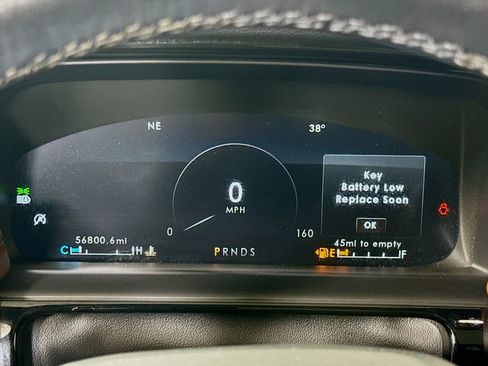 Used 2021 Lincoln Nautilus Reserve image 12