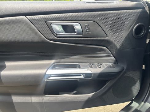Used 2025 Ford Mustang Premium RWD image 18