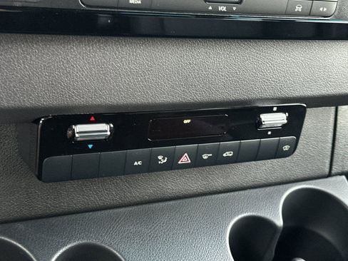 New 2026 Mercedes-Benz Sprinter 2500 image 21