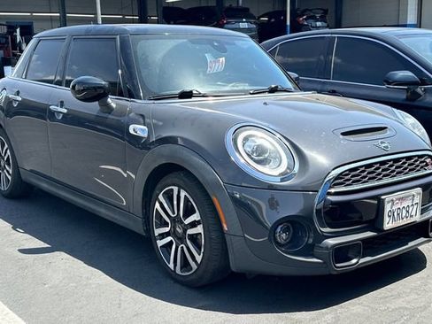 Used 2021 MINI Cooper S w/ 6.5" Touchscreen Package FWD image 2