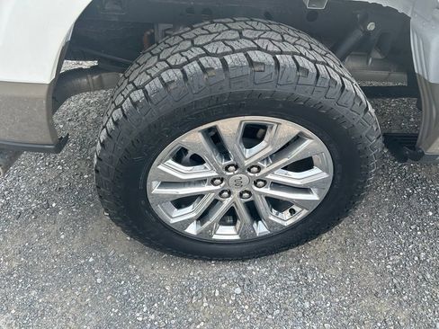 Used 2025 Ford F150 King Ranch AWD/4WD image 11