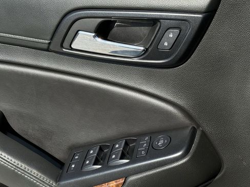 Used 2019 Chevrolet Tahoe Premier image 20