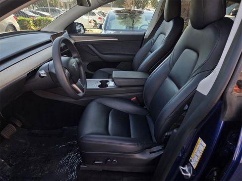 Used 2023 Tesla Model Y Long Range image 15
