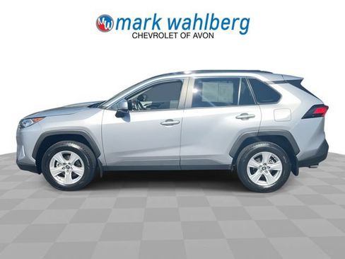 Used 2021 Toyota RAV4 XLE w/ Convenience Package AWD/4WD image 5