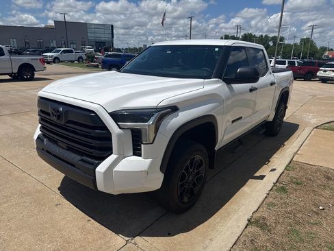 Used 2024 Toyota Tundra SR5 AWD/4WD image 3