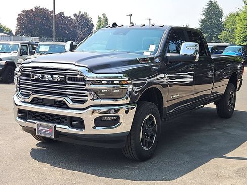 New 2026 RAM 2500 Laramie AWD/4WD image 3