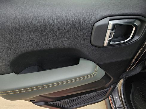 New 2026 Jeep Gladiator Mojave AWD/4WD image 13