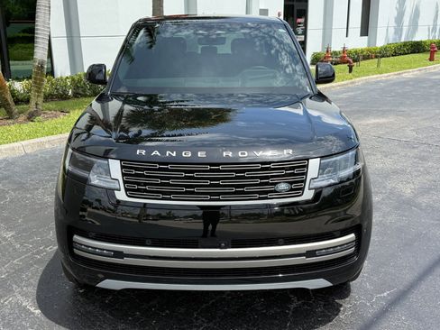 Used 2025 Land Rover Range Rover Long Wheelbase SE AWD/4WD image 11