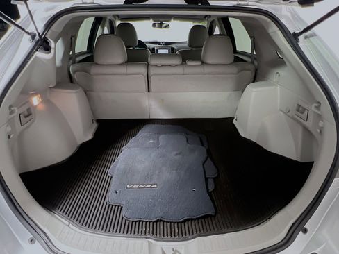 Used 2009 Toyota Venza image 34