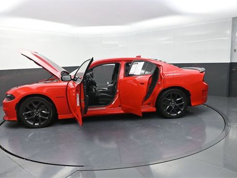 Used 2022 Dodge Charger R/T w/ Plus Group image 28
