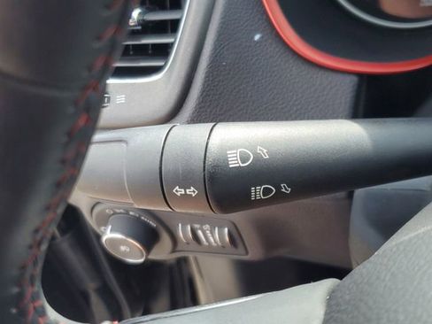 Used 2018 Jeep Compass Trailhawk w/ Navigation Group AWD/4WD image 48