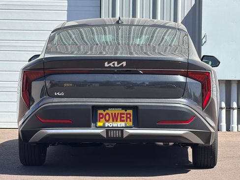New 2026 Kia K4 FWD image 5