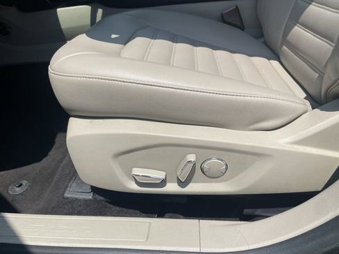 Used 2019 Ford Fusion SEL image 22