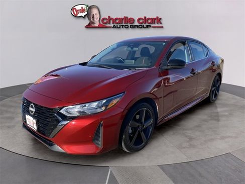 Certified 2024 Nissan Sentra SR image 2