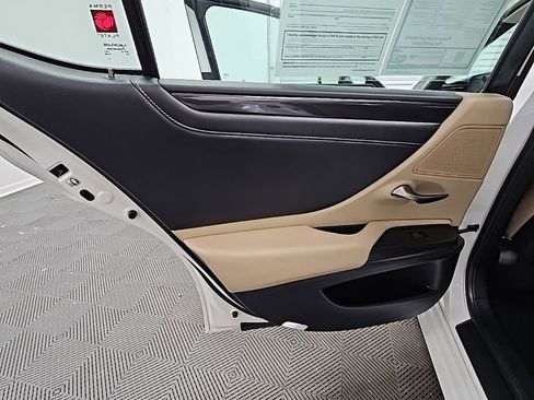Used 2019 Lexus ES 350 image 34