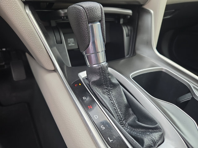 Used 2018 Honda Accord LX image 12
