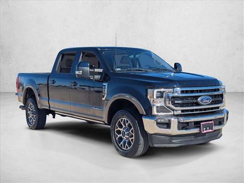 Used 2022 Ford F250 Lariat w/ Lariat Ultimate Package image 3