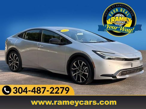 Used 2024 Toyota Prius Prime FWD image 1