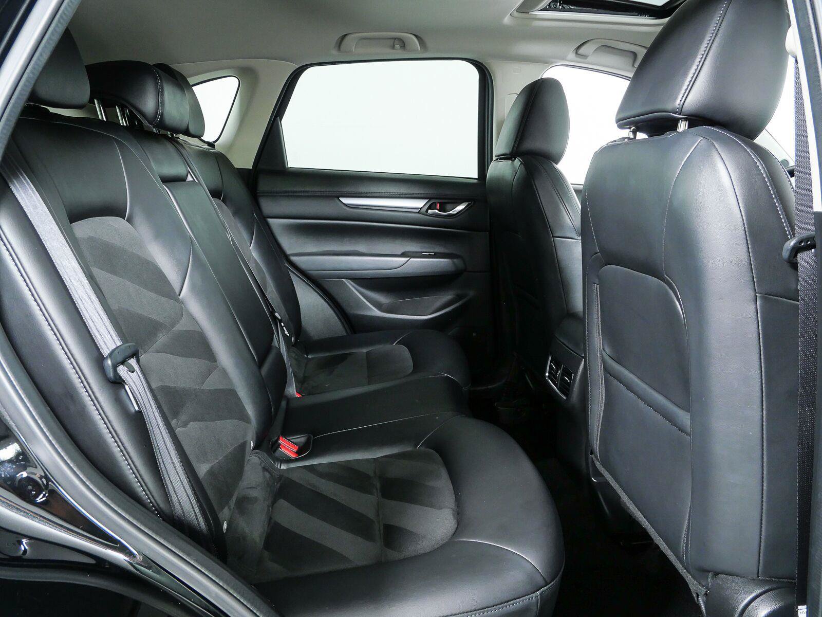 Used 2018 MAZDA CX-5 Touring w/ Preferred Equipment Package FWD image 22