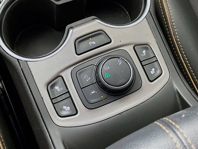 Used 2023 GMC Terrain AT4 w/ Infotainment Package II AWD/4WD image 22