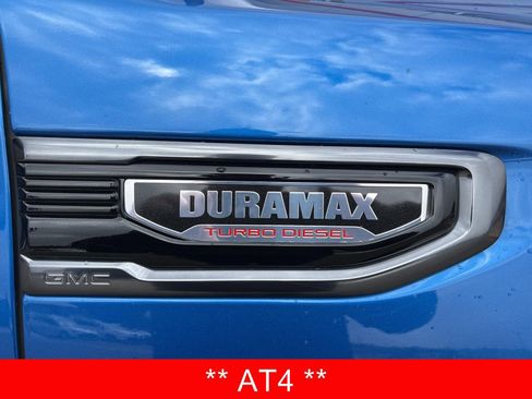 Used 2022 GMC Sierra 1500 AT4 image 5