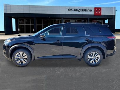 New 2025 Nissan Pathfinder SV w/ SV Premium Package