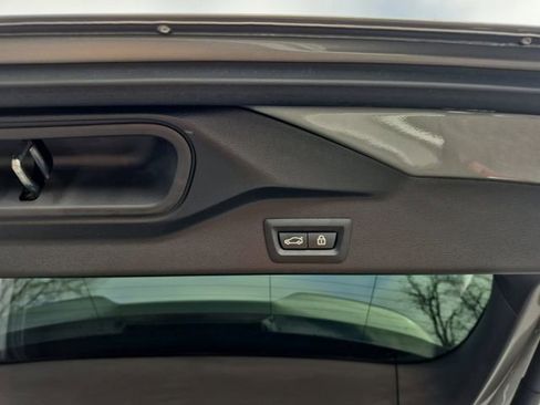 Used 2022 BMW X5 M Base w/ Competition Package 2 image 28