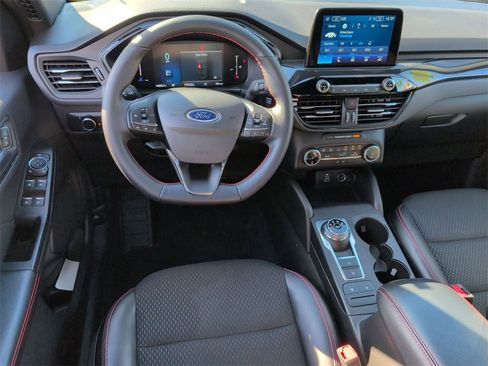 Used 2025 Ford Escape ST-Line image 26