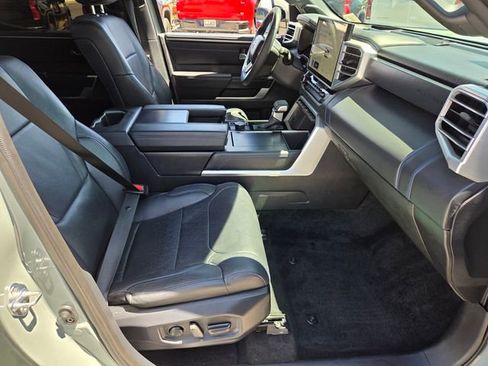 Used 2025 Toyota Tundra Platinum AWD/4WD image 15