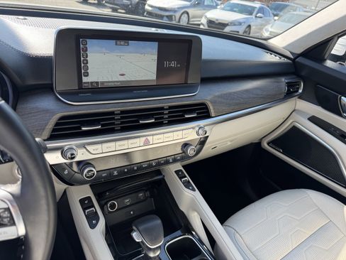 Certified 2022 Kia Telluride SX w/ SX Prestige Package image 29
