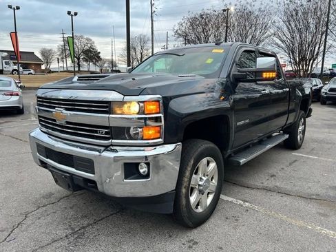 Used 2019 Chevrolet Silverado 2500 LTZ w/ Duramax Plus Package image 8