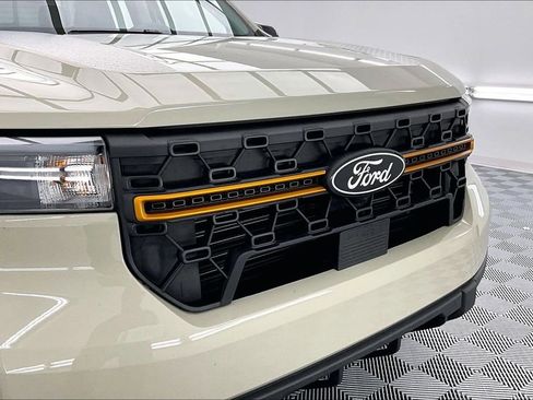 Certified 2025 Ford Maverick Tremor image 29