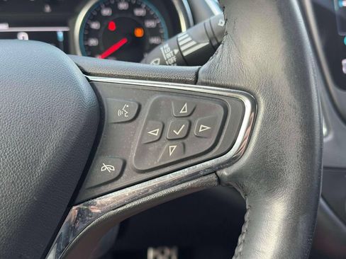 Used 2017 Chevrolet Malibu LT w/ Leather Package FWD image 25