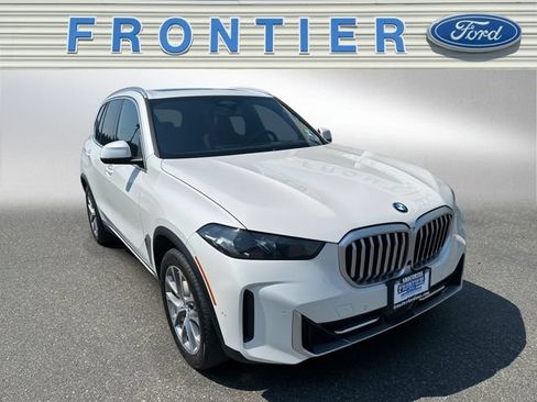 Used 2025 BMW X5 xDrive40i AWD/4WD image 8