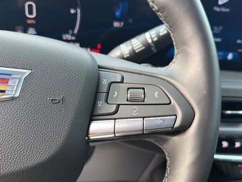 Certified 2025 Cadillac XT4 Premium Luxury w/ Cold Weather Package image 21