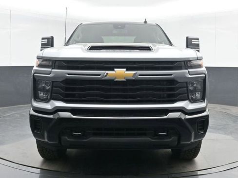New 2026 Chevrolet Silverado 2500 Custom w/ Custom Convenience Package AWD/4WD image 3