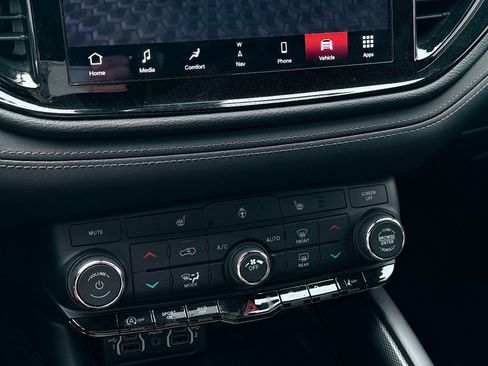 Used 2022 Dodge Durango GT RWD image 17