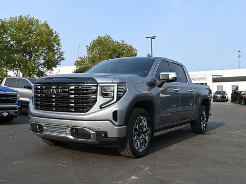 Used 2025 GMC Sierra 1500 Denali Ultimate AWD/4WD image 1