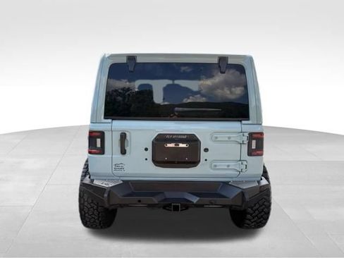 Used 2023 Jeep Wrangler Rubicon w/ Steel Bumper Group AWD/4WD image 10