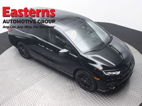 Used 2025 Honda Odyssey Sport-L image 3