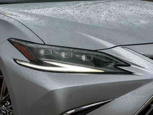 Used 2024 Lexus ES 350 w/ Ultra Luxury Package FWD image 10