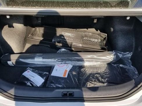 New 2025 Nissan Altima 2.5 SR image 17