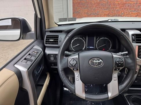 Used 2023 Toyota 4Runner Limited image 13